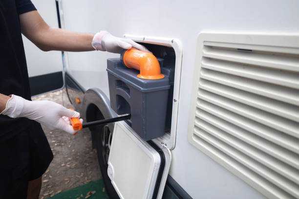 Portable bathroom rental in Diamond, MO